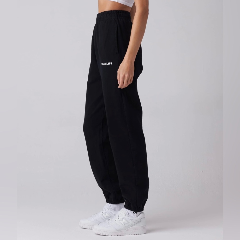 🆕 NWOT TALENTLESS | Women’s Lightweight Sweatpants | Phantom 🖤 Medium